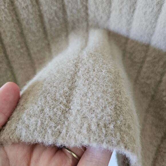 Aritzia Wilfred Free Hush Knit Jumper - Picture 7 of 7